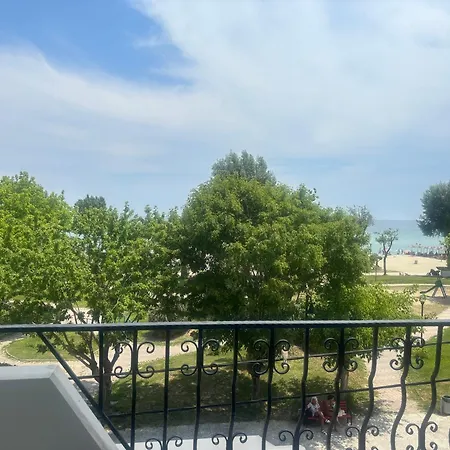 Indigo Sea View * Olympiakí Aktí