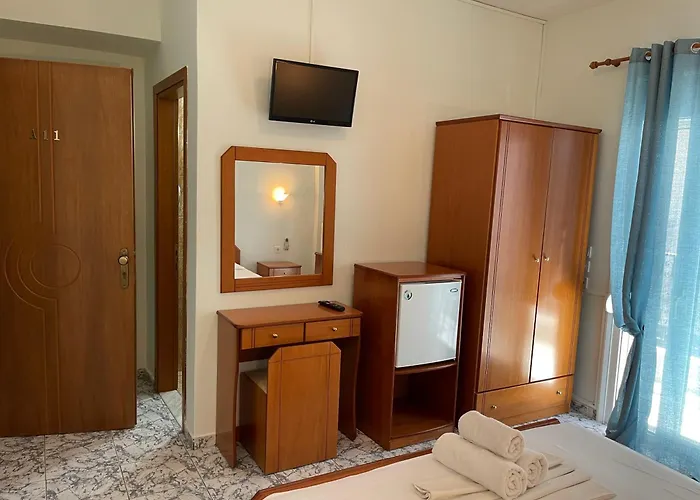 Indigo Sea View Inn Olympiakí Aktí