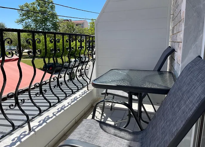 Inn Indigo Sea View