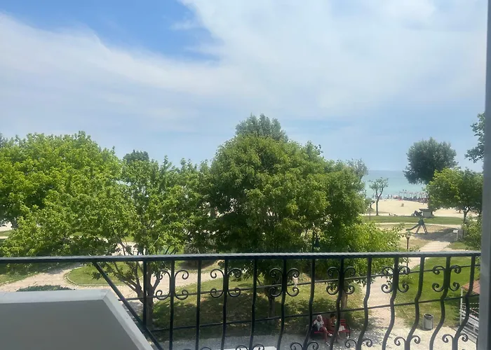 Indigo Sea View * Olympiakí Aktí
